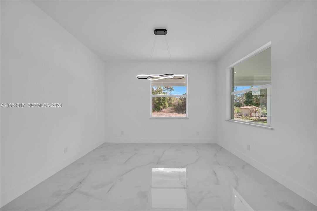 Active With Contract: $475,000 (4 beds, 3 baths, 1916 Square Feet)