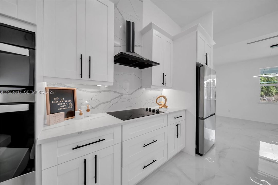 Active With Contract: $475,000 (4 beds, 3 baths, 1916 Square Feet)