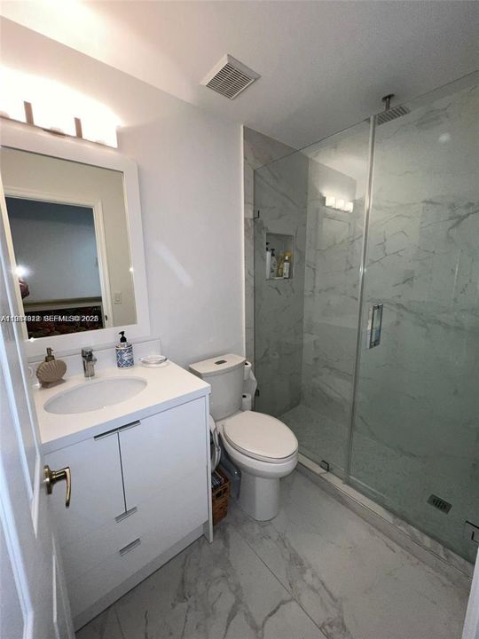 В аренду: $6,900 (5 спален, 3 ванн, 2422 Квадратных фут)
