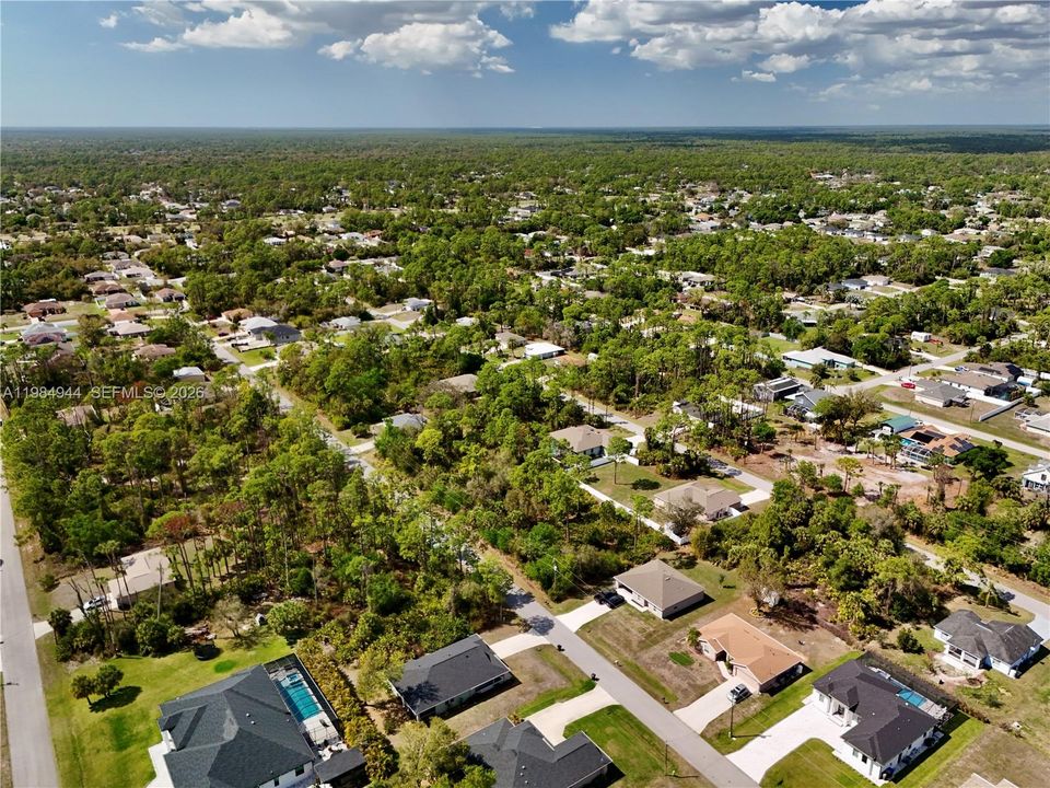 待售: $35,000 (0.23 acres)