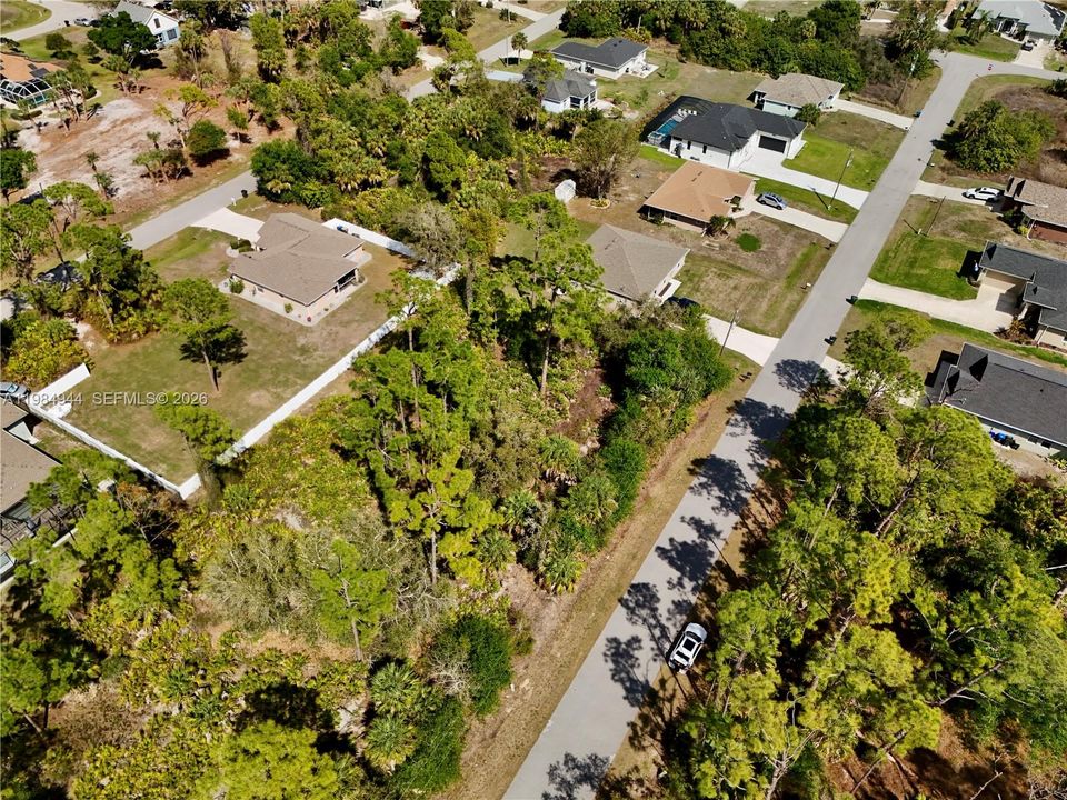 待售: $35,000 (0.23 acres)