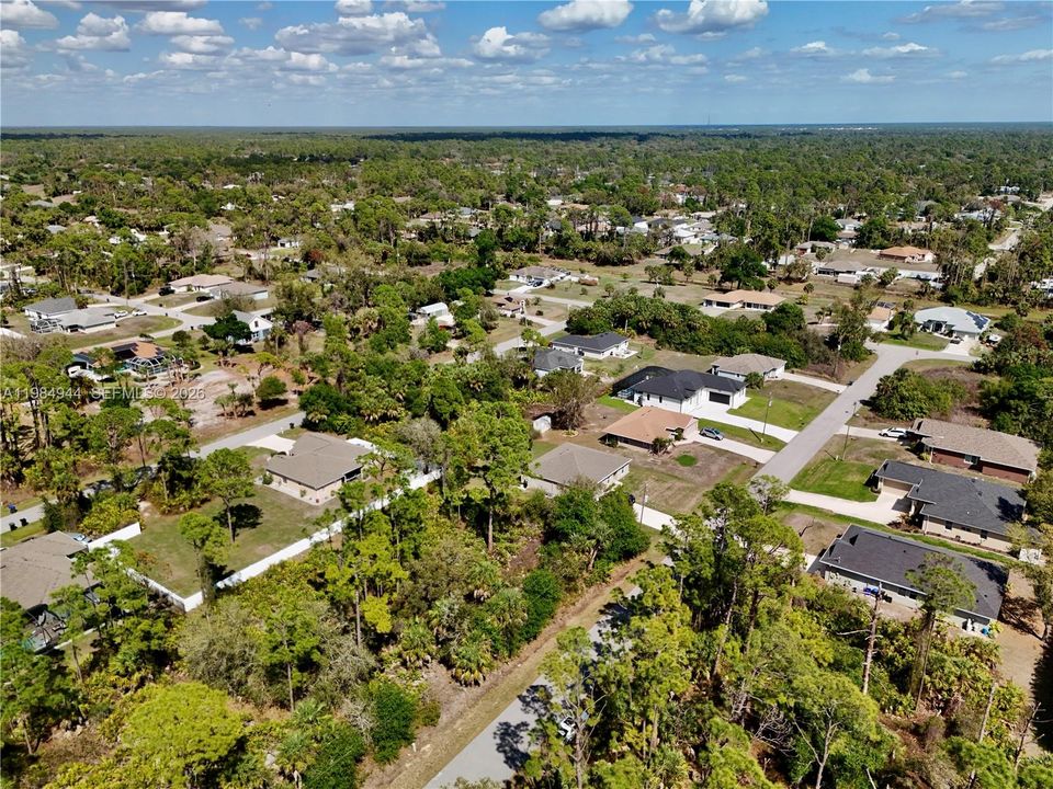 待售: $35,000 (0.23 acres)