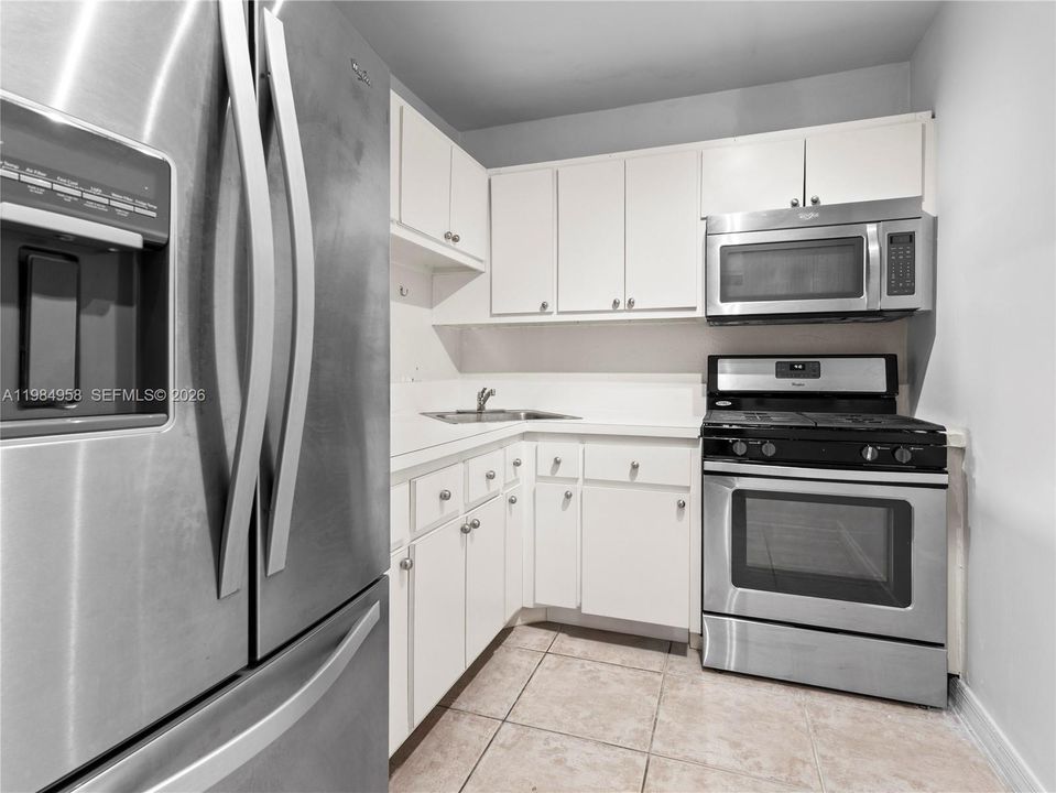 En Venta: $215,000 (1 camas, 1 baños, 710 Pies cuadrados)