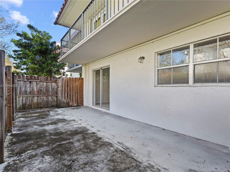 En Venta: $215,000 (1 camas, 1 baños, 710 Pies cuadrados)