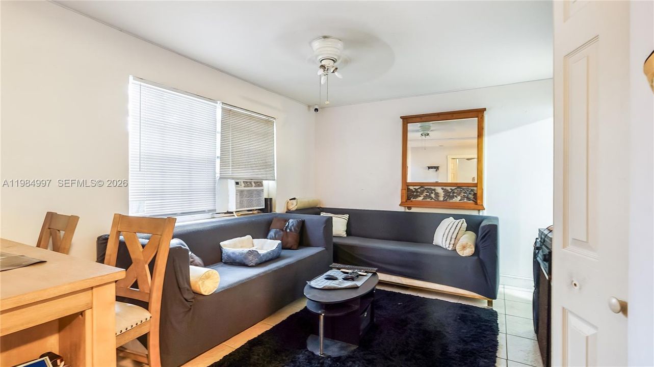 En Venta: $569,999 (0 camas, 0 baños, 2166 Pies cuadrados)