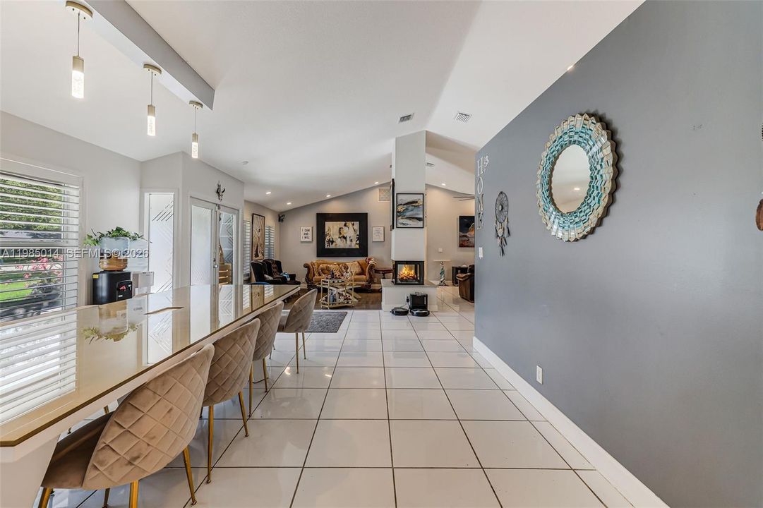 For Sale: $2,200,000 (5 beds, 5 baths, 4511 Square Feet)