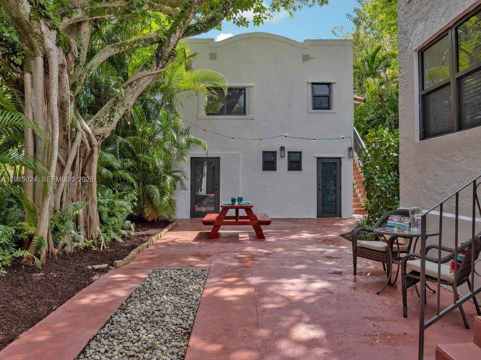Back Esplanade & Guest Casita