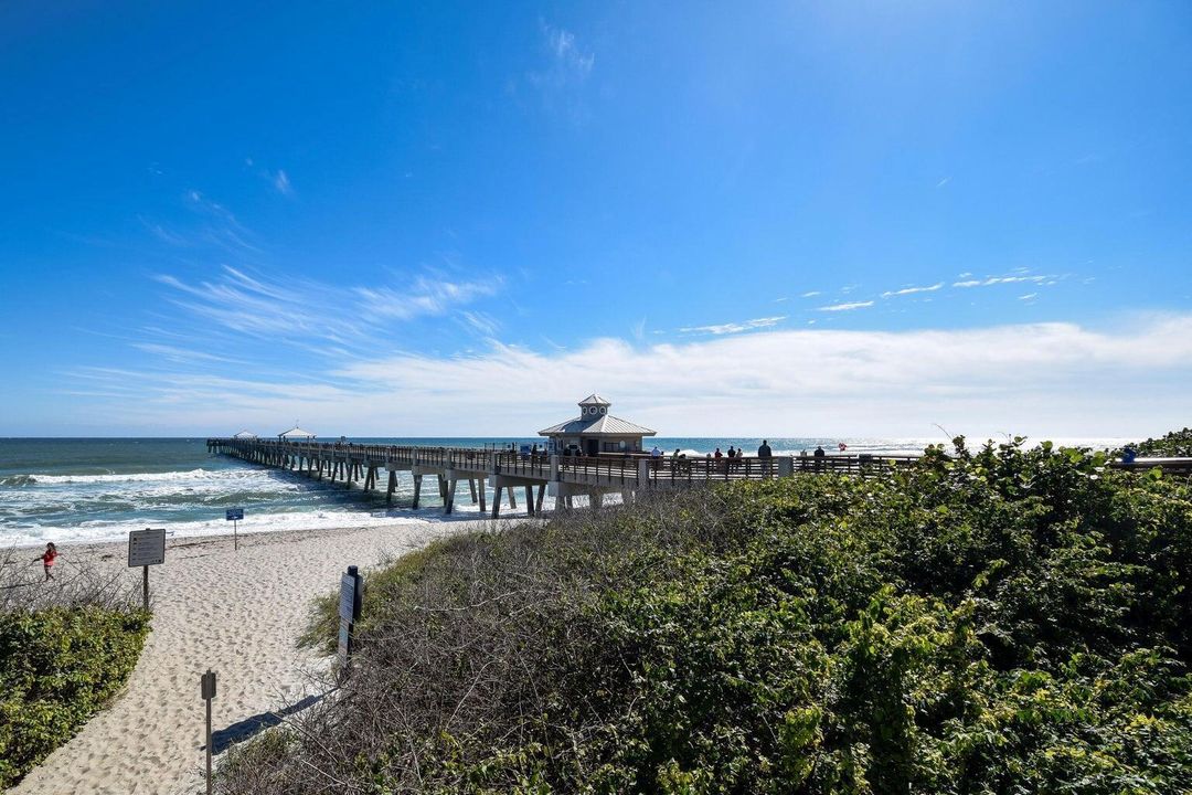 Juno Pier