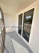 For Sale: $150,000 (1 beds, 1 baths, 720 Square Feet)