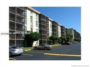 For Sale: $150,000 (1 beds, 1 baths, 720 Square Feet)
