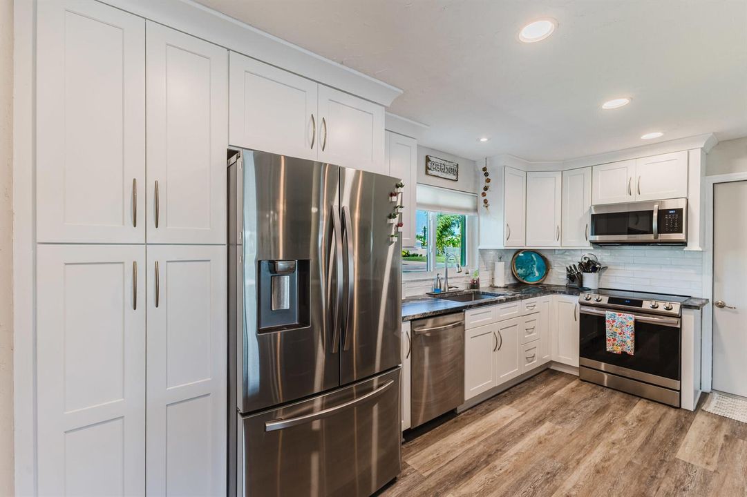 14_kitchen 6