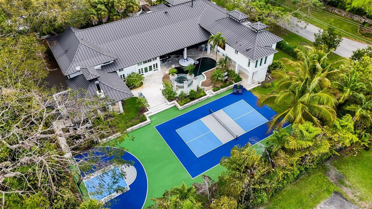 Pickleball & BB Court