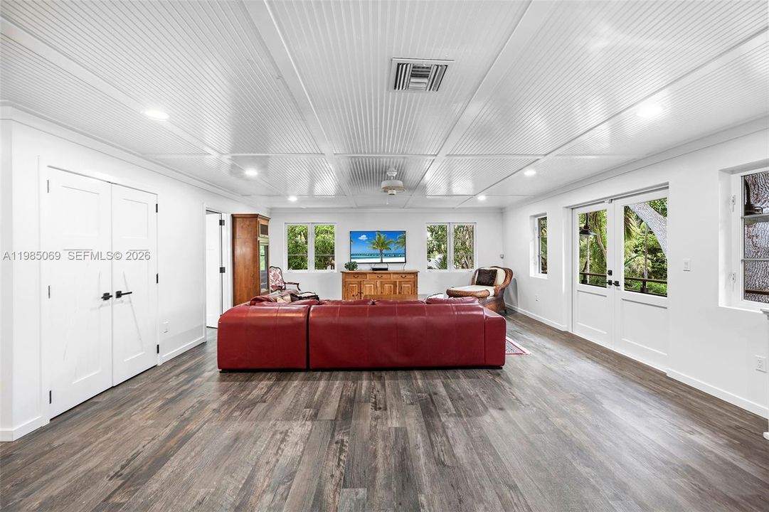 En Venta: $6,450,000 (6 camas, 5 baños, 9454 Pies cuadrados)