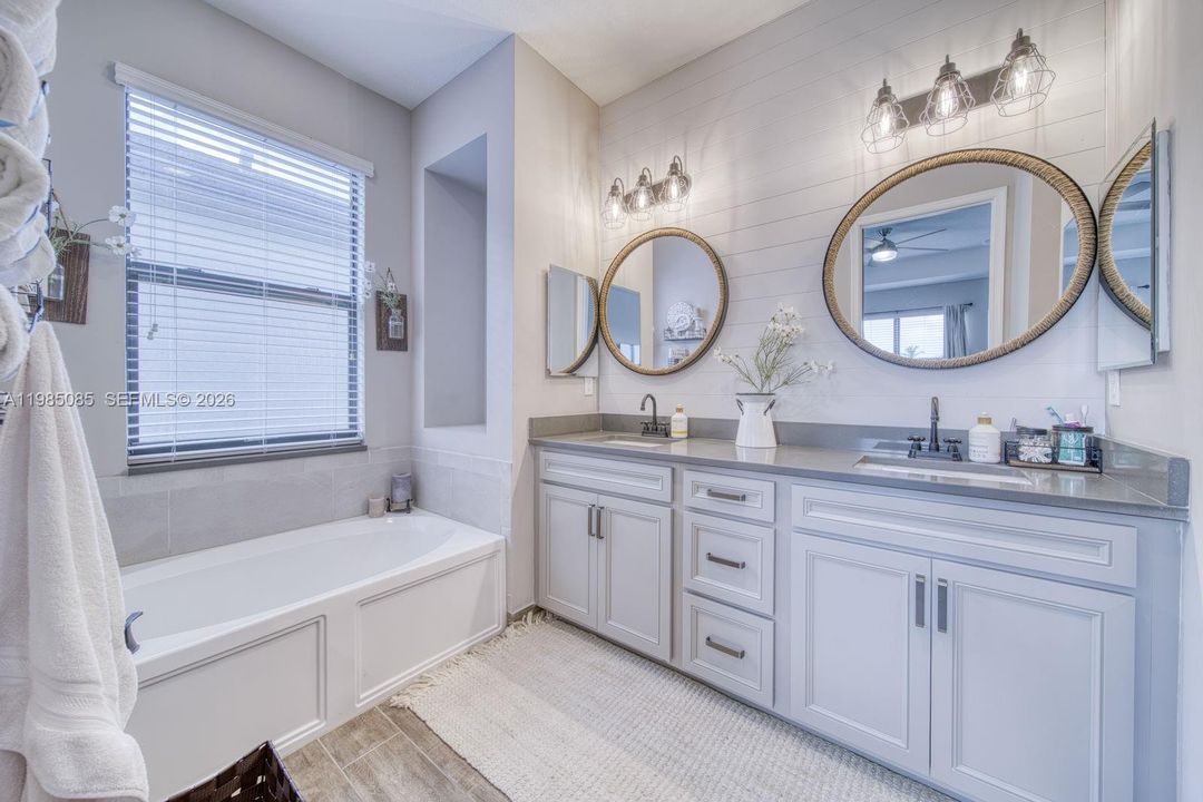Separate Tub
