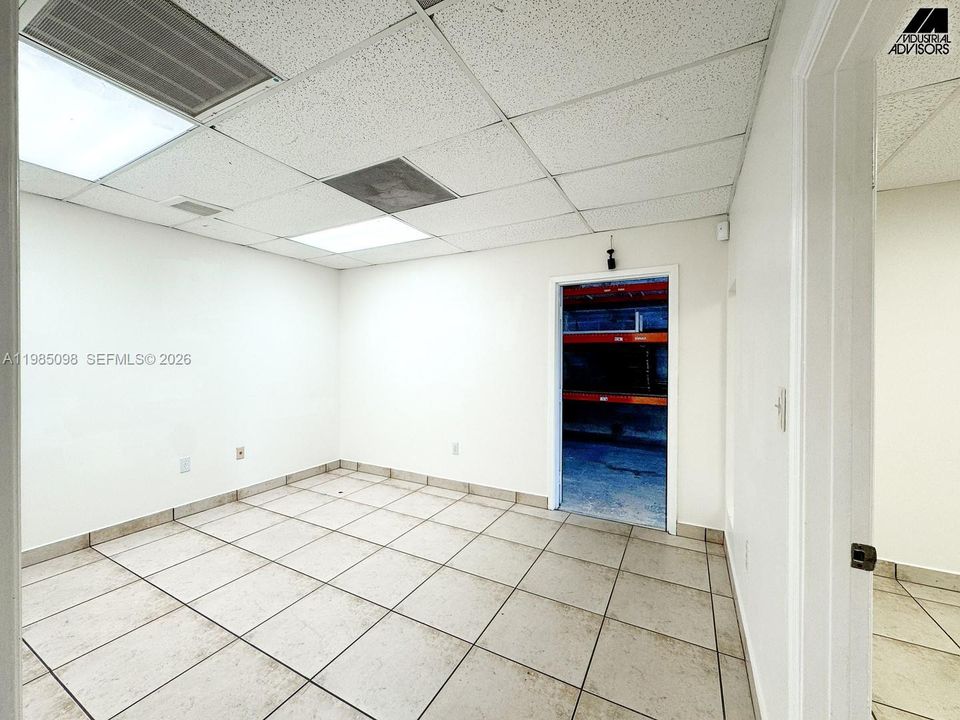 В аренду: $26 (0 спален, 0 ванн, 0 Квадратных фут)