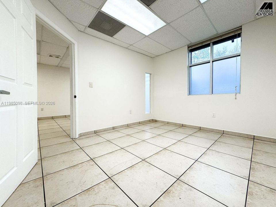 В аренду: $26 (0 спален, 0 ванн, 0 Квадратных фут)