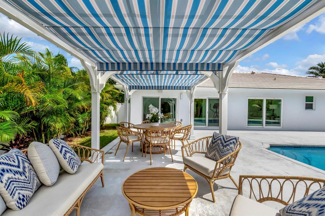 GORGEOUS OUTDOOR SPACE