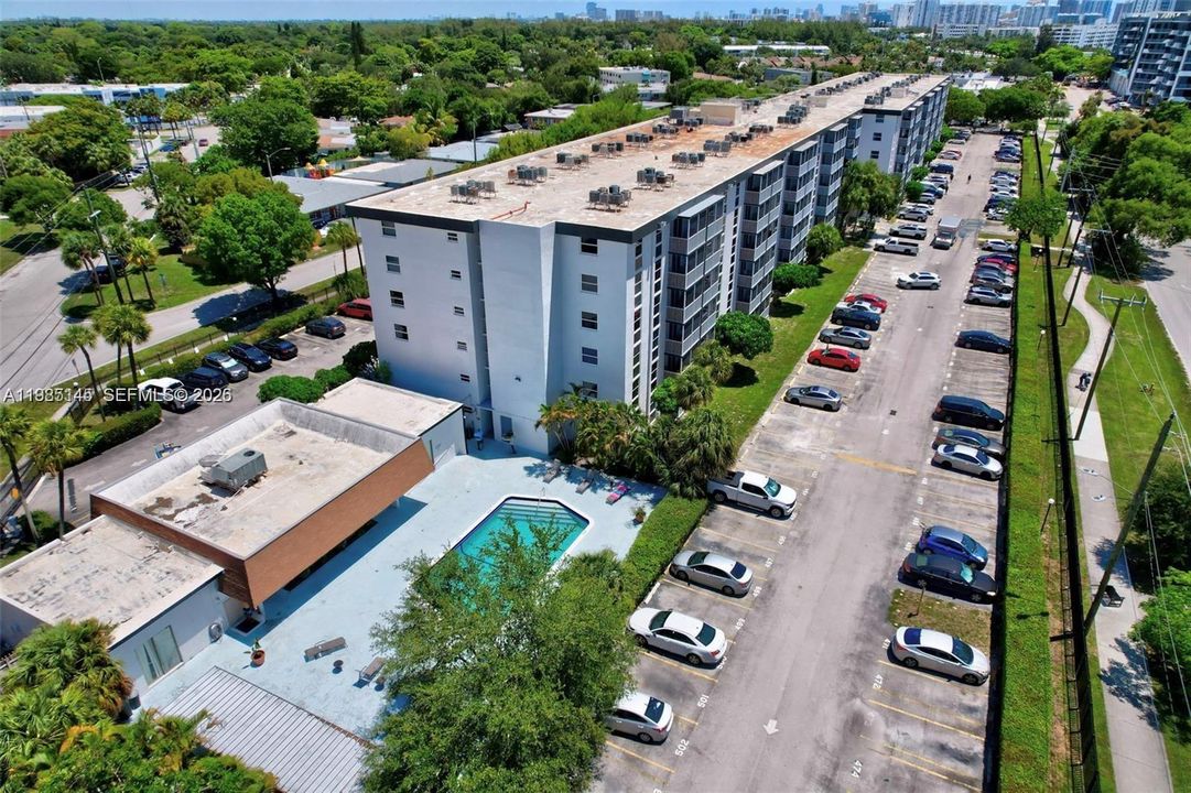 En Venta: $119,900 (1 camas, 1 baños, 728 Pies cuadrados)