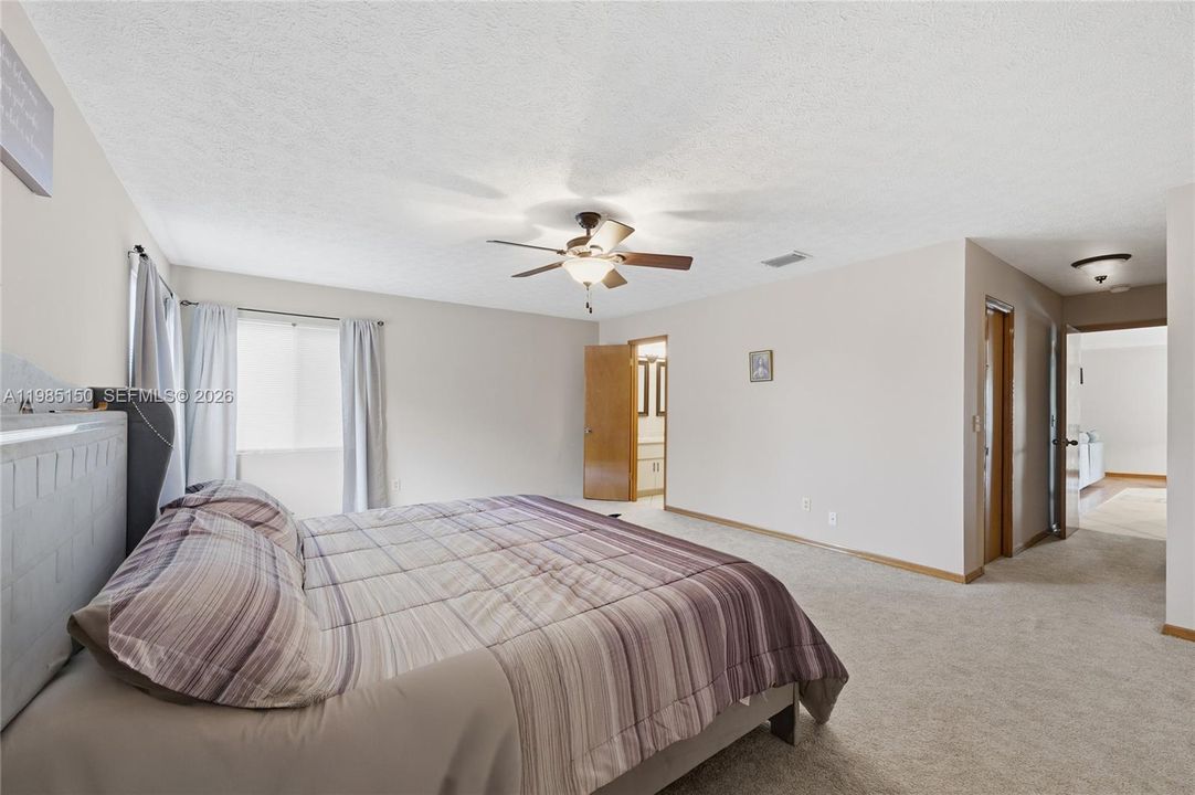 En Venta: $414,900 (2 camas, 2 baños, 2161 Pies cuadrados)