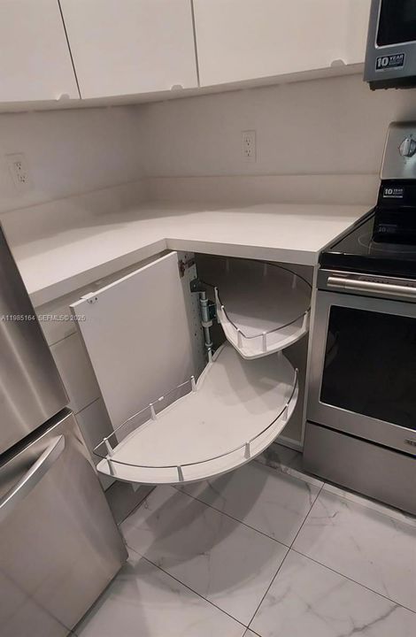 Activo con contrato: $2,350 (2 camas, 2 baños, 1065 Pies cuadrados)