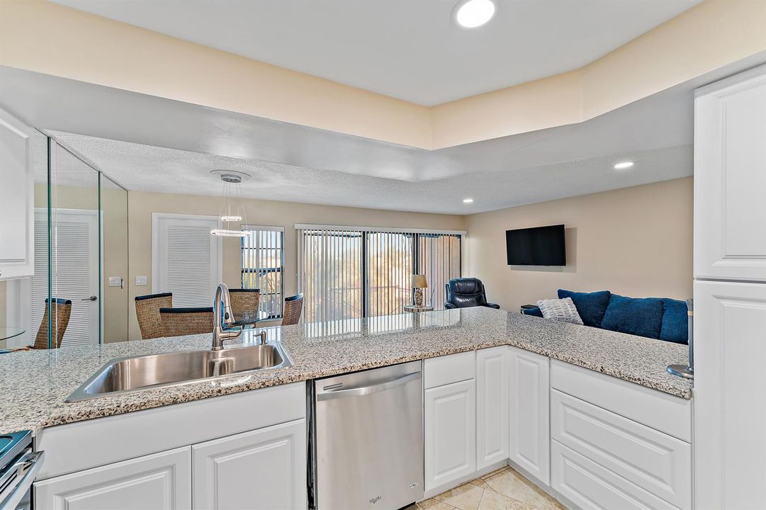 011-1605US1N-Jupiter-FL-FULL