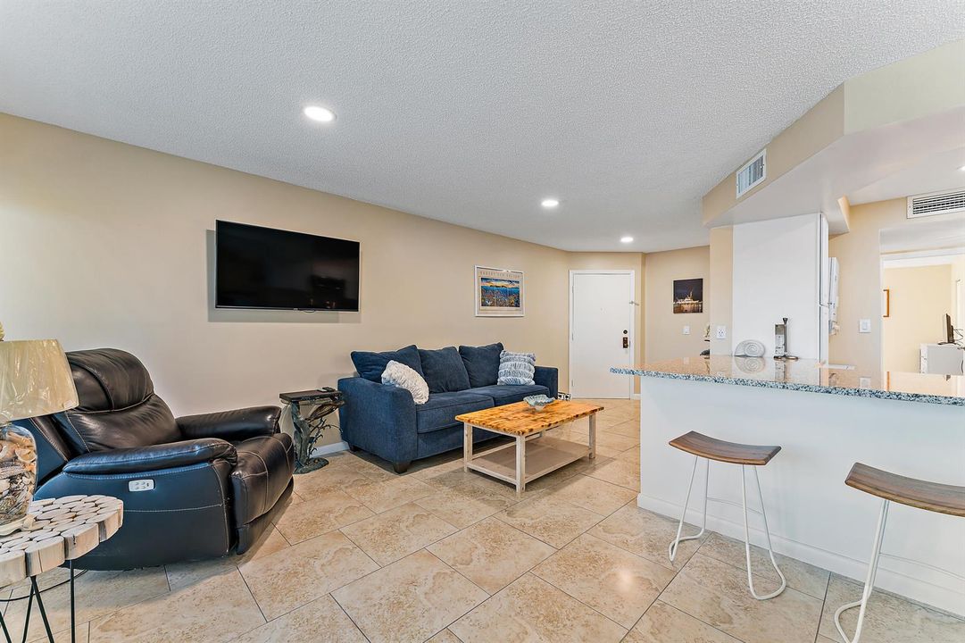 006-1605US1N-Jupiter-FL-FULL