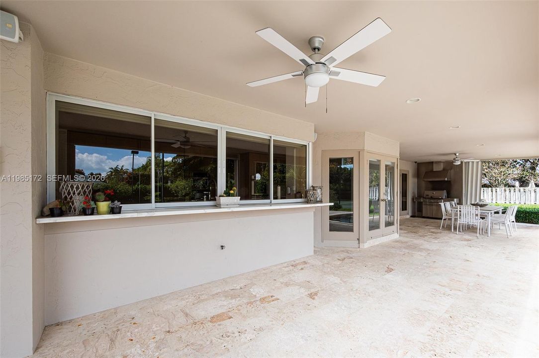 Active With Contract: $2,499,000 (5 beds, 3 baths, 3872 Square Feet)