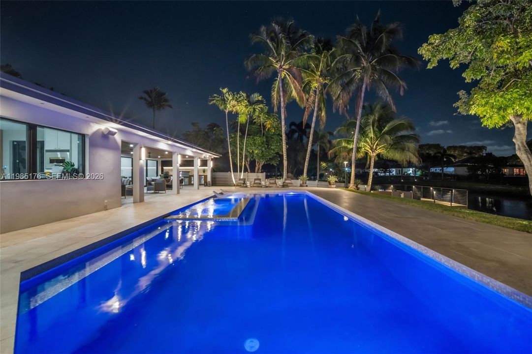 For Sale: $4,650,000 (6 beds, 5 baths, 0 Square Feet)