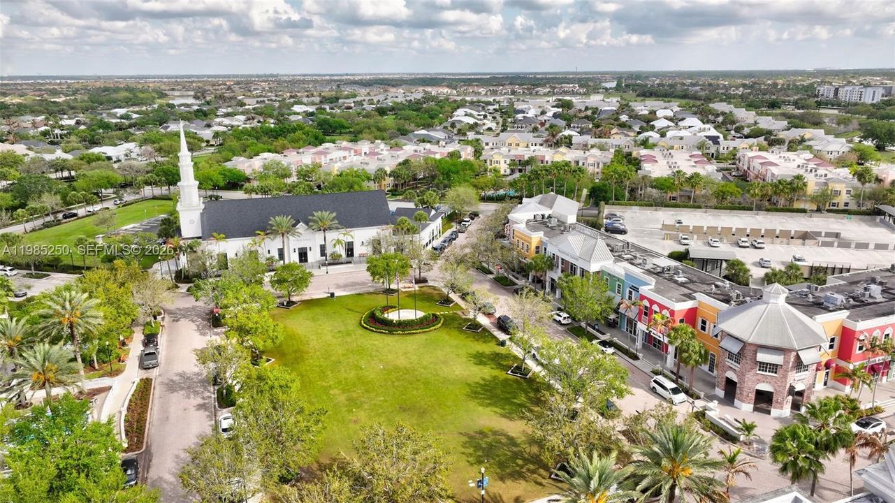 En Venta: $399,000 (3 camas, 2 baños, 1816 Pies cuadrados)