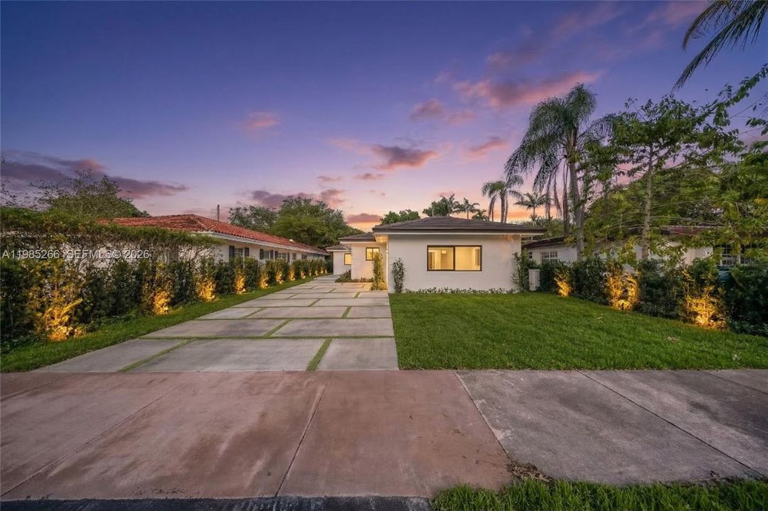 Vendido Recientemente: $1,270,000 (3 camas, 2 baños, 1470 Pies cuadrados)