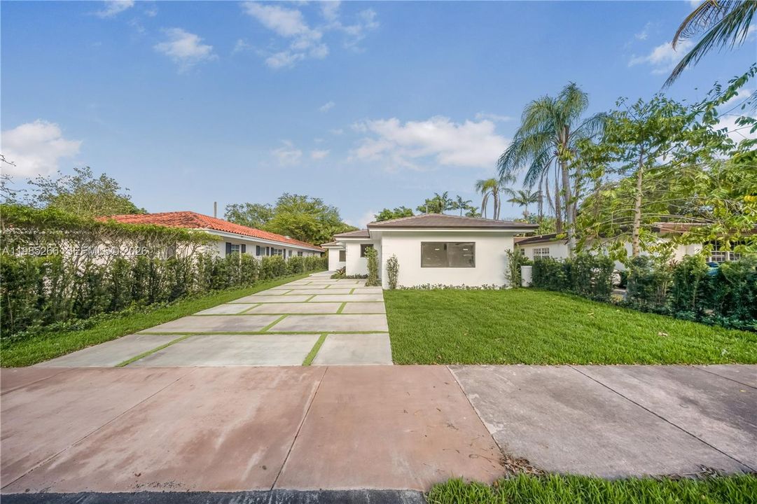 Vendido Recientemente: $1,270,000 (3 camas, 2 baños, 1470 Pies cuadrados)