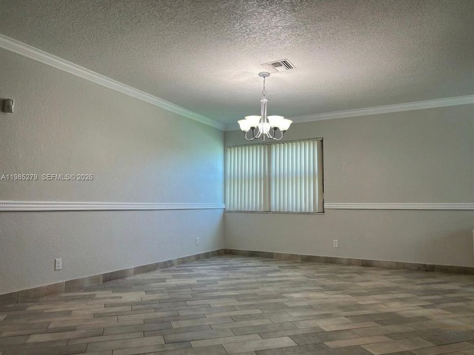 Active With Contract: $3,800 (3 beds, 2 baths, 2205 Square Feet)