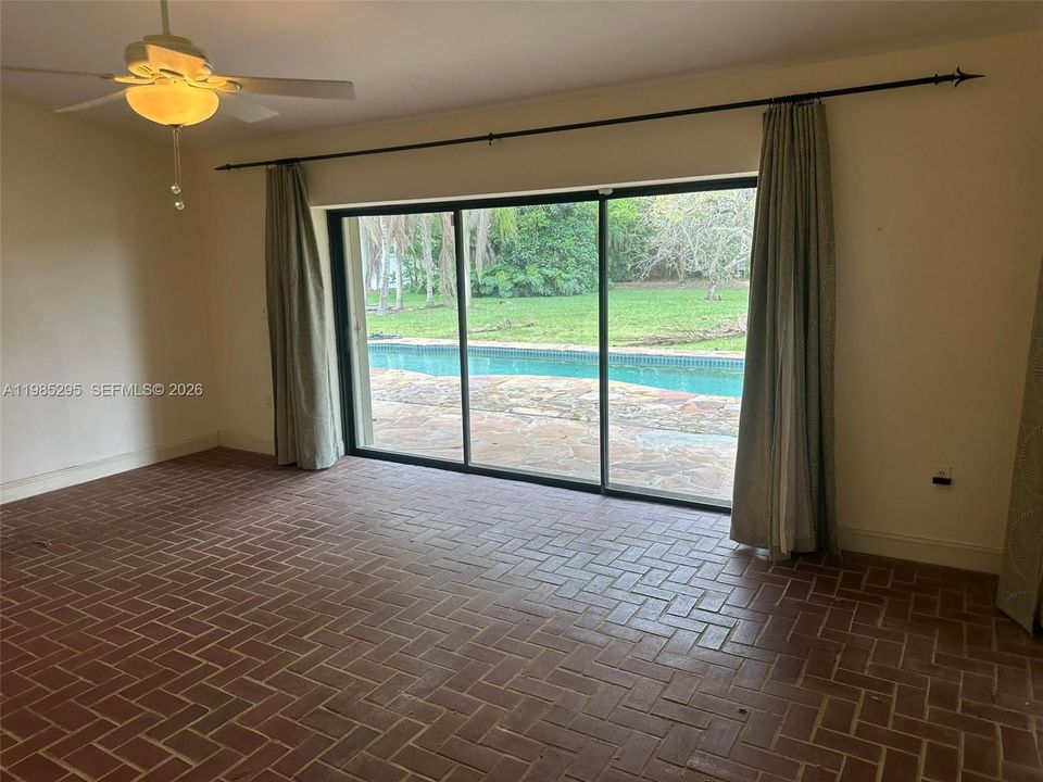 Active With Contract: $990,000 (4 beds, 2 baths, 4053 Square Feet)