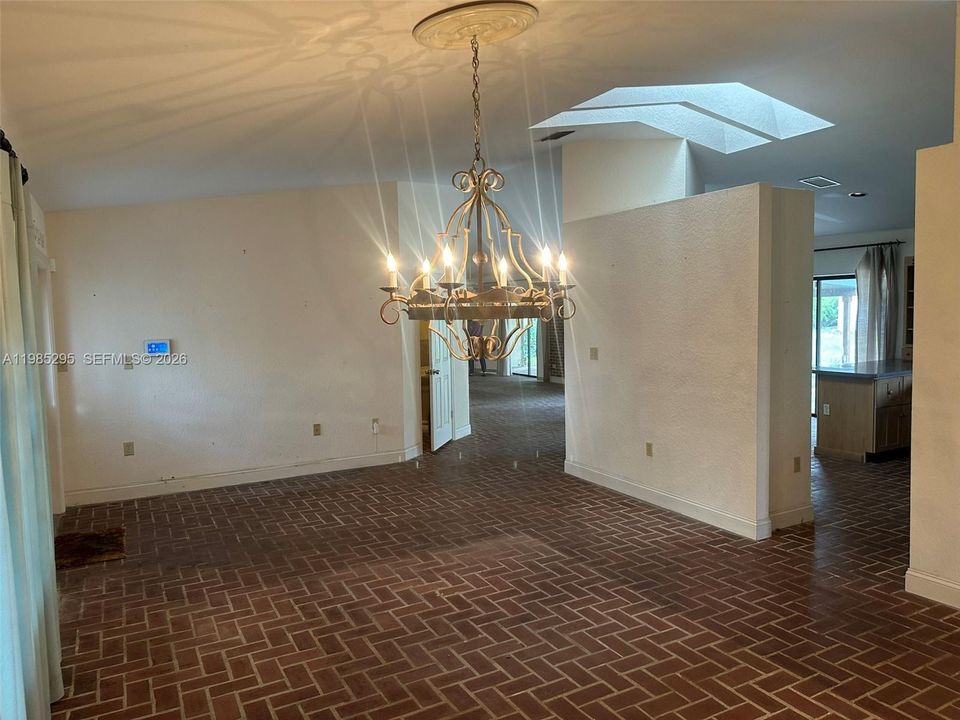 Active With Contract: $990,000 (4 beds, 2 baths, 4053 Square Feet)