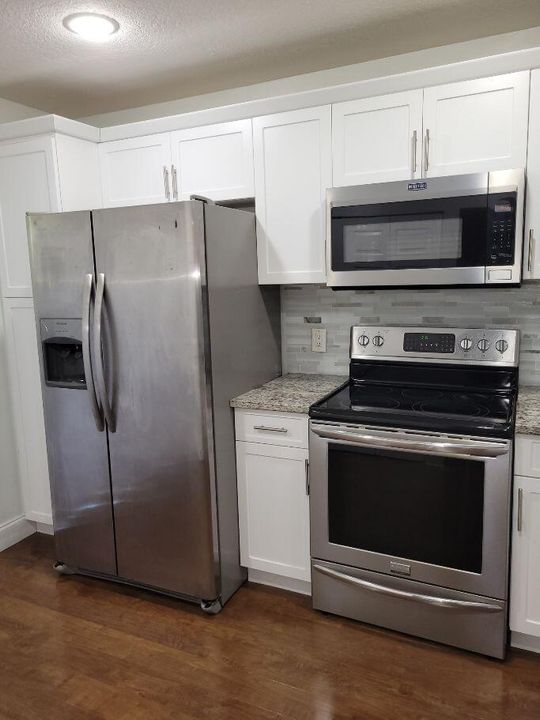 13165 CHADWICK KITCHEN