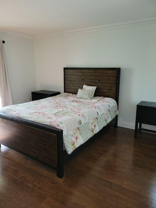 13165 CHADWICK MASTER BEDROOM HAS FURNIT