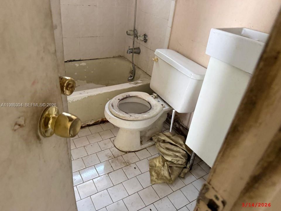 For Sale: $349,900 (0 beds, 0 baths, 888 Square Feet)