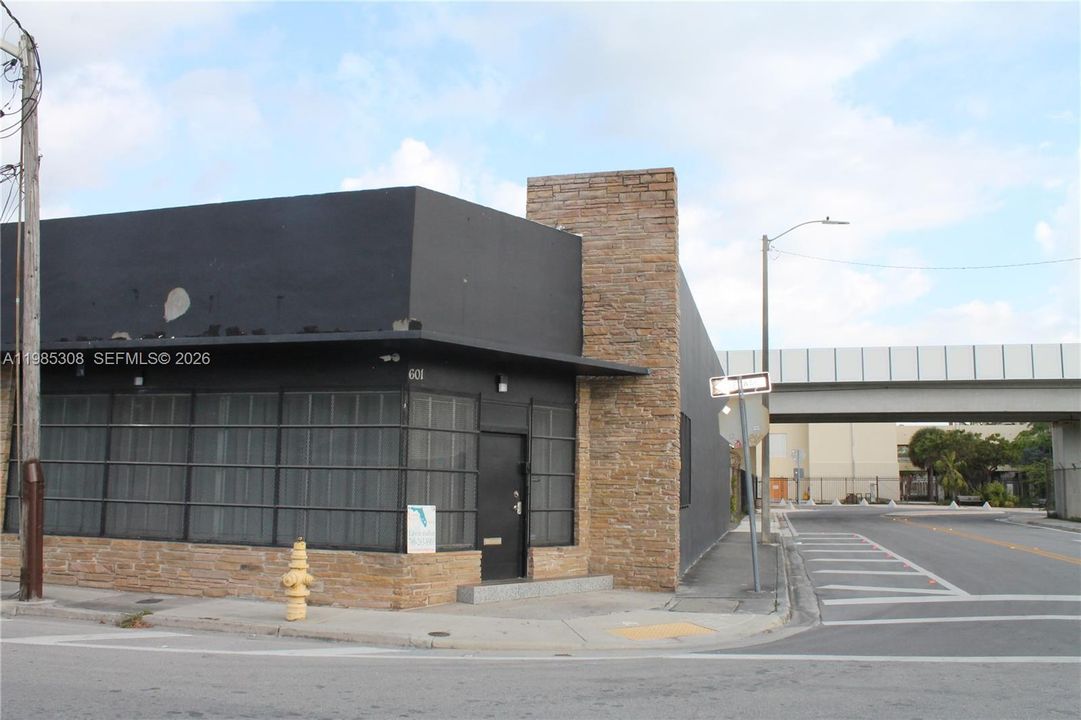 На продажу: $8,200,000 (0 спален, 0 ванн, 0 Квадратных фут)