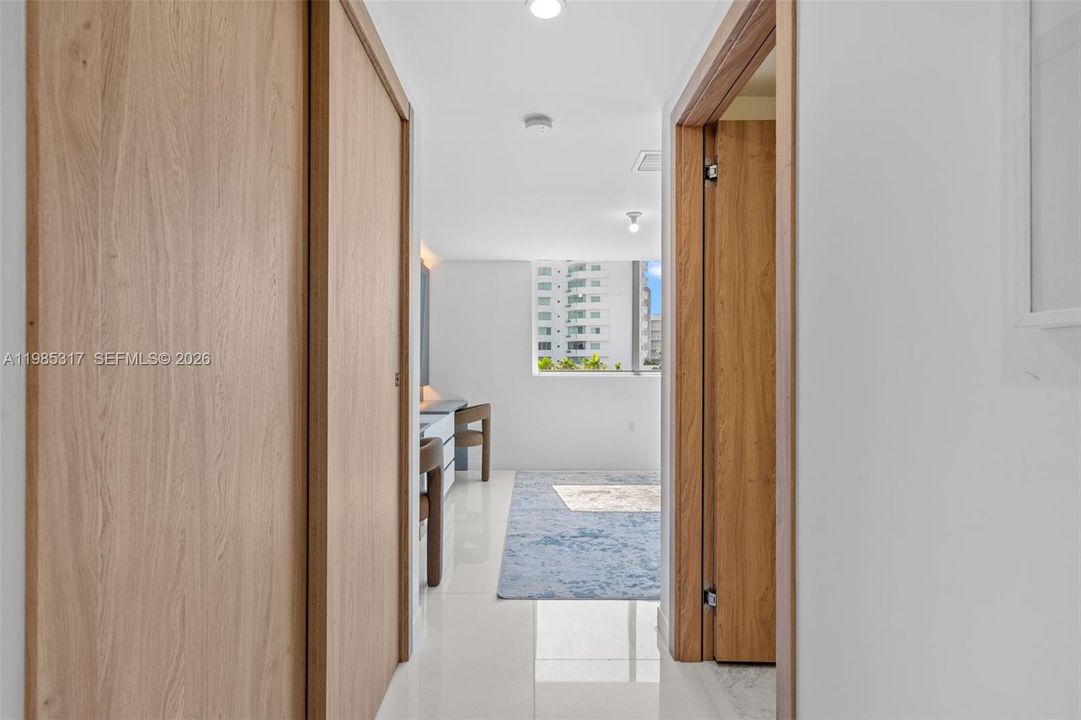 Recientemente alquilado: $25,000 (3 camas, 3 baños, 2235 Pies cuadrados)