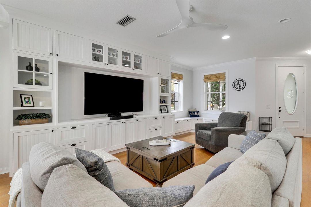 House2-11