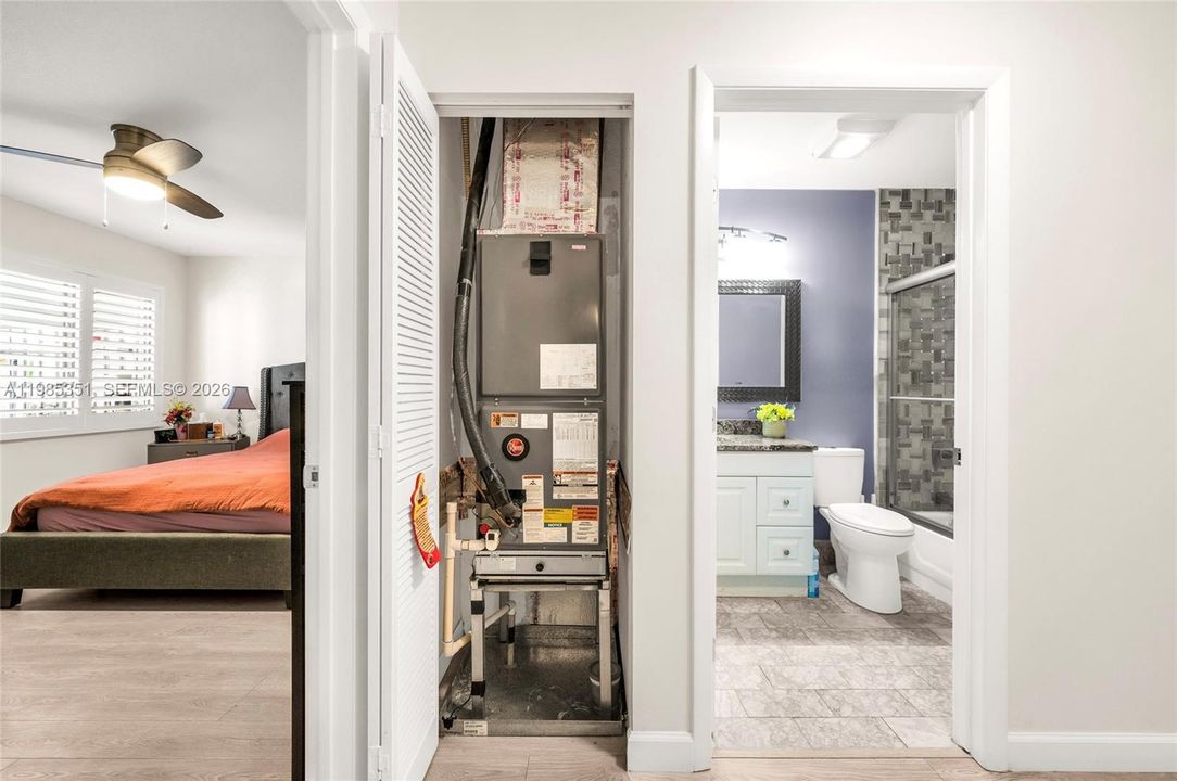 Activo con contrato: $298,000 (2 camas, 2 baños, 1116 Pies cuadrados)