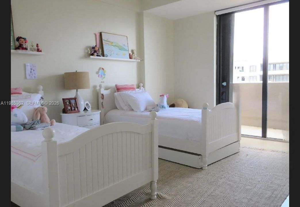 En Renta: $11,500 (3 camas, 3 baños, 2176 Pies cuadrados)