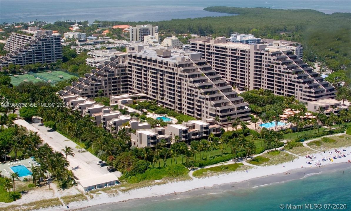 En Renta: $11,500 (3 camas, 3 baños, 2176 Pies cuadrados)