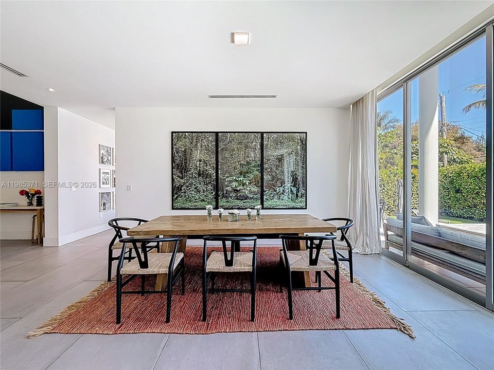 For Sale: $5,995,000 (5 beds, 5 baths, 3762 Square Feet)