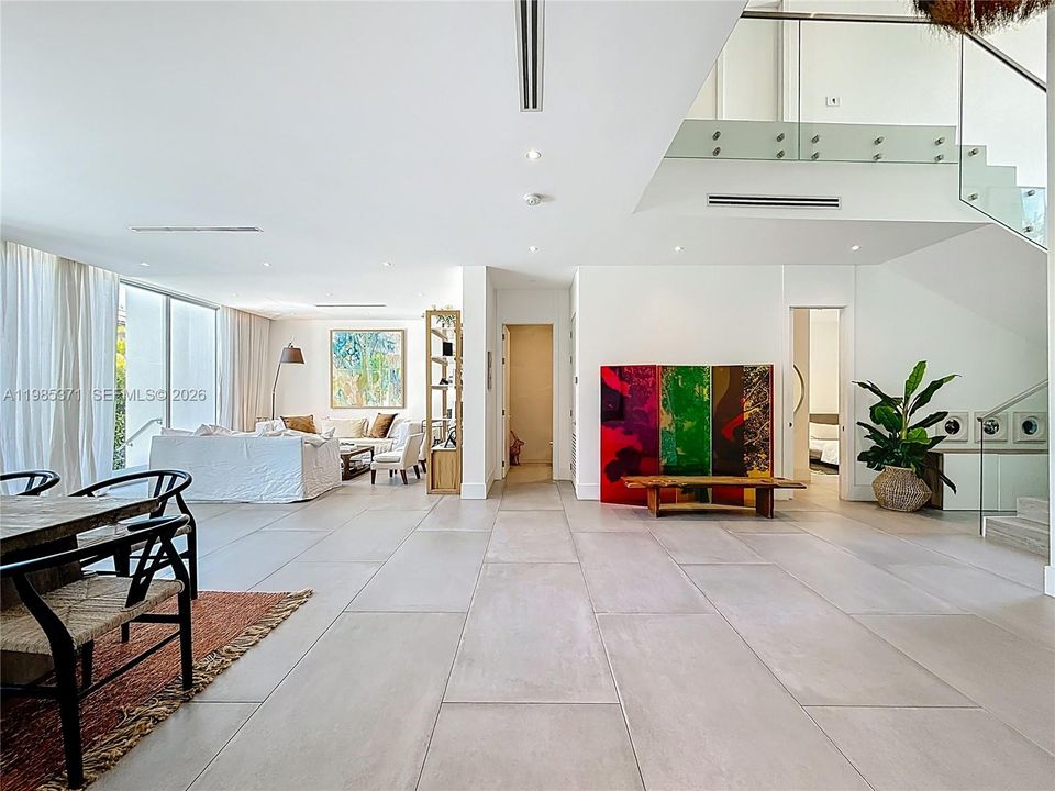 For Sale: $5,995,000 (5 beds, 5 baths, 3762 Square Feet)
