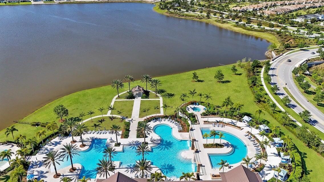 Resort Style Pool