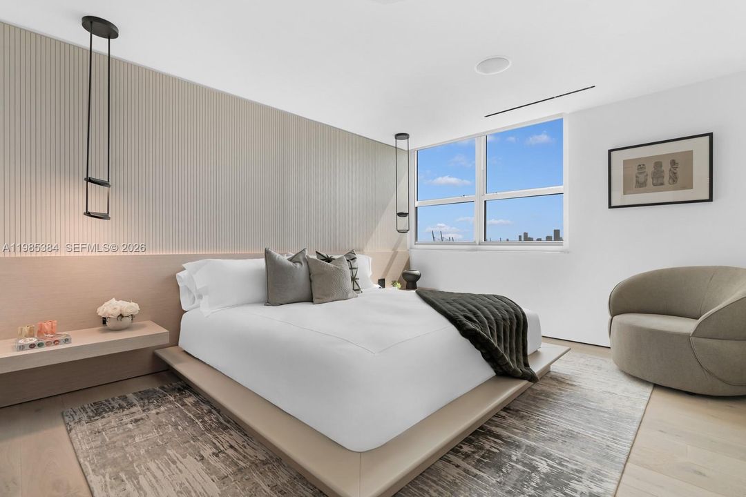 For Sale: $3,500,000 (3 beds, 3 baths, 1824 Square Feet)