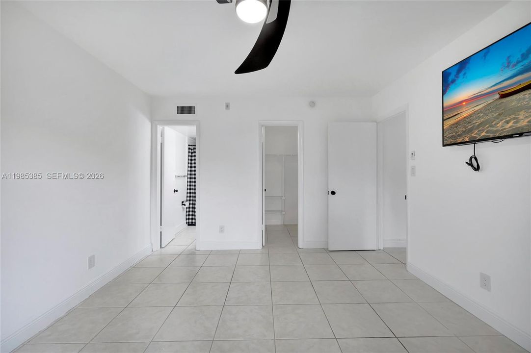 En Venta: $185,000 (2 camas, 2 baños, 936 Pies cuadrados)