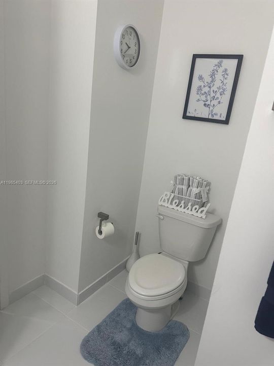 En Venta: $425,000 (3 camas, 2 baños, 1384 Pies cuadrados)