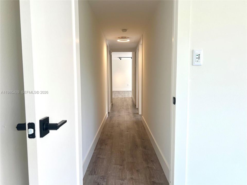 For Sale: $999,000 (3 beds, 2 baths, 1328 Square Feet)